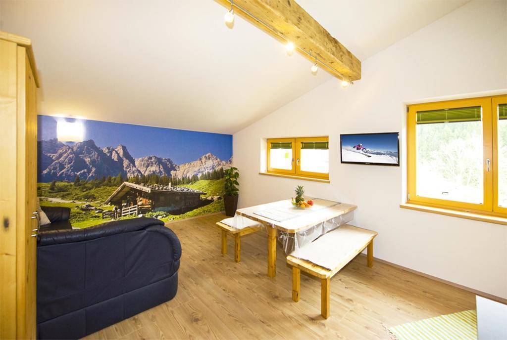 Alpenhof Grafleiten Zell am See Room photo